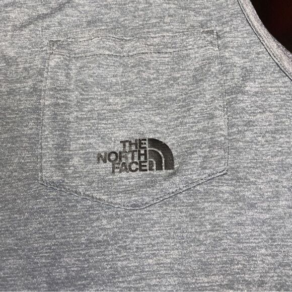 The North Face Performance Flashdry Gray Tank - Picture 6 of 12